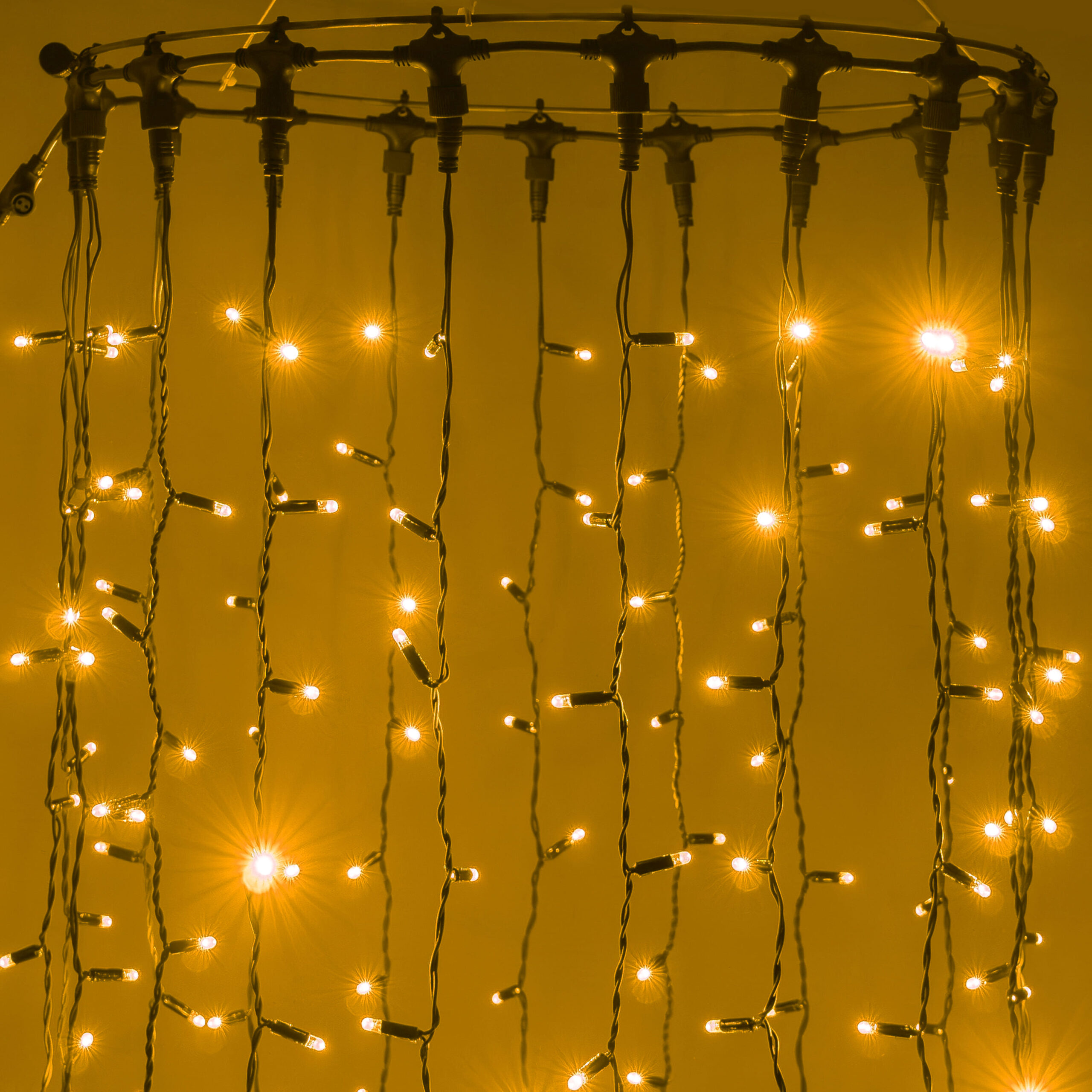 фото гирлянда занавес 2x2м желтый 220в провод черный каучук ip65 ltc eco402-1-2y | 220svet.ru