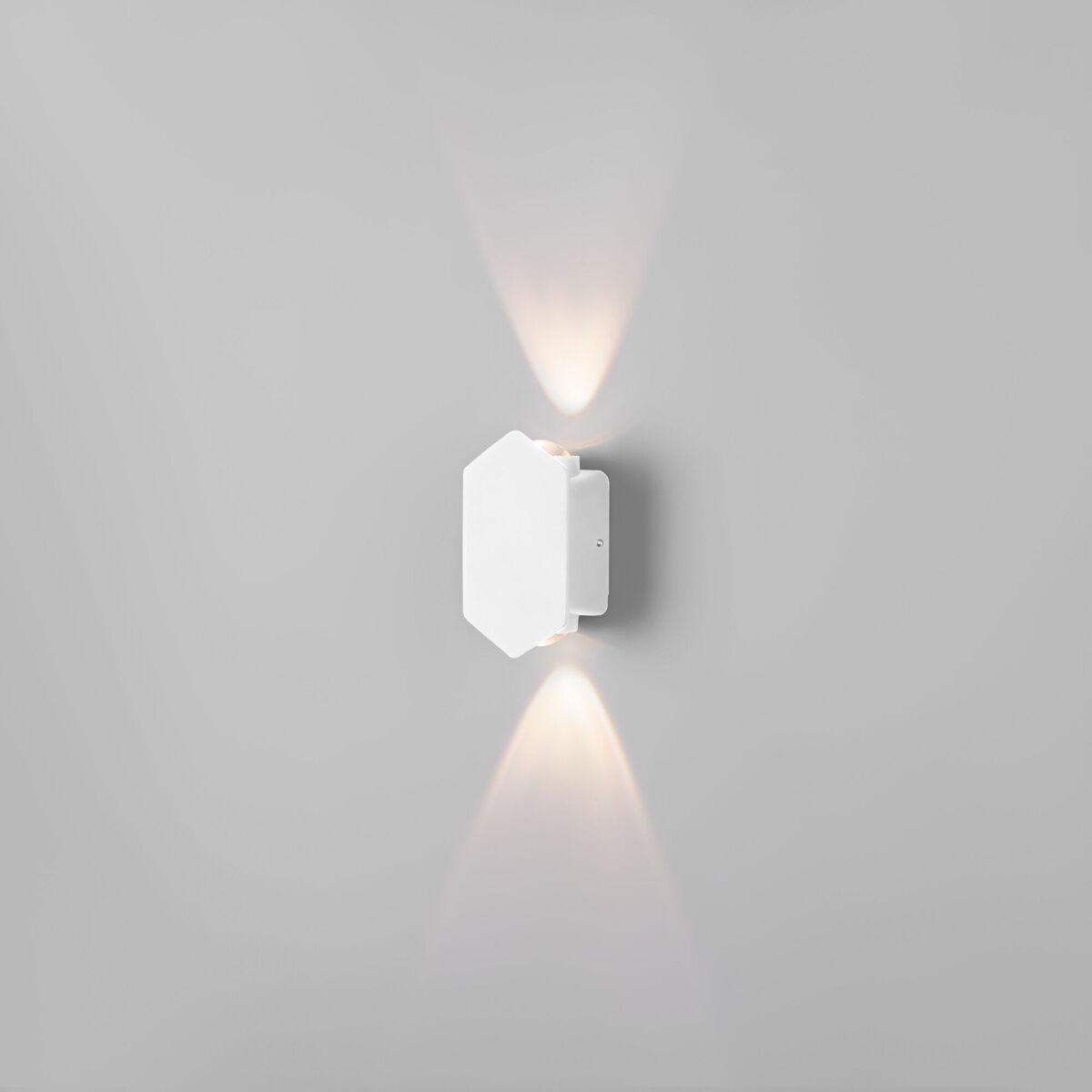 фото уличный настенный светодиодный светильник elektrostandard mini light 35152/d белый a060878 | 220svet.ru