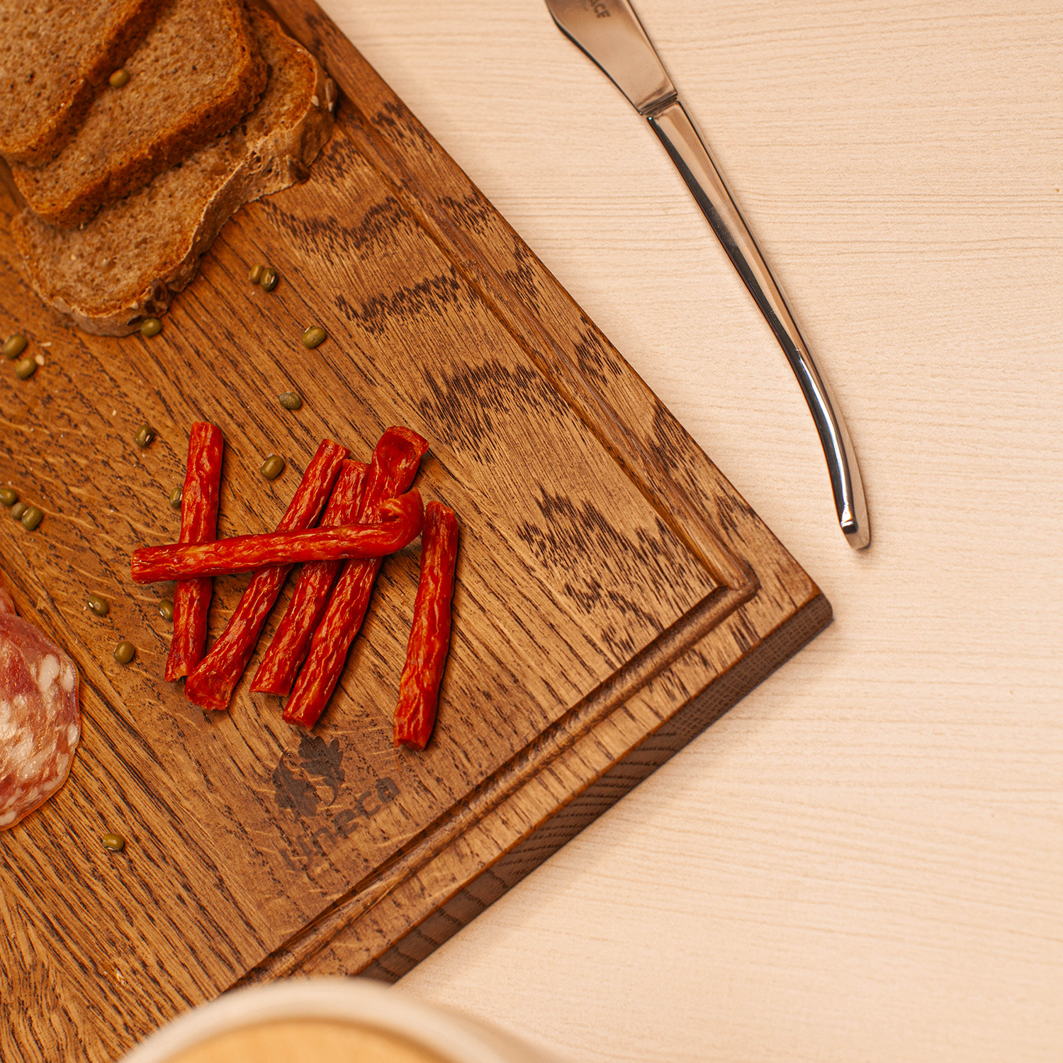 фото доска разделочная прямоугольная 37х25х1,8 см деревянная, дуб uneca | 220svet.ru