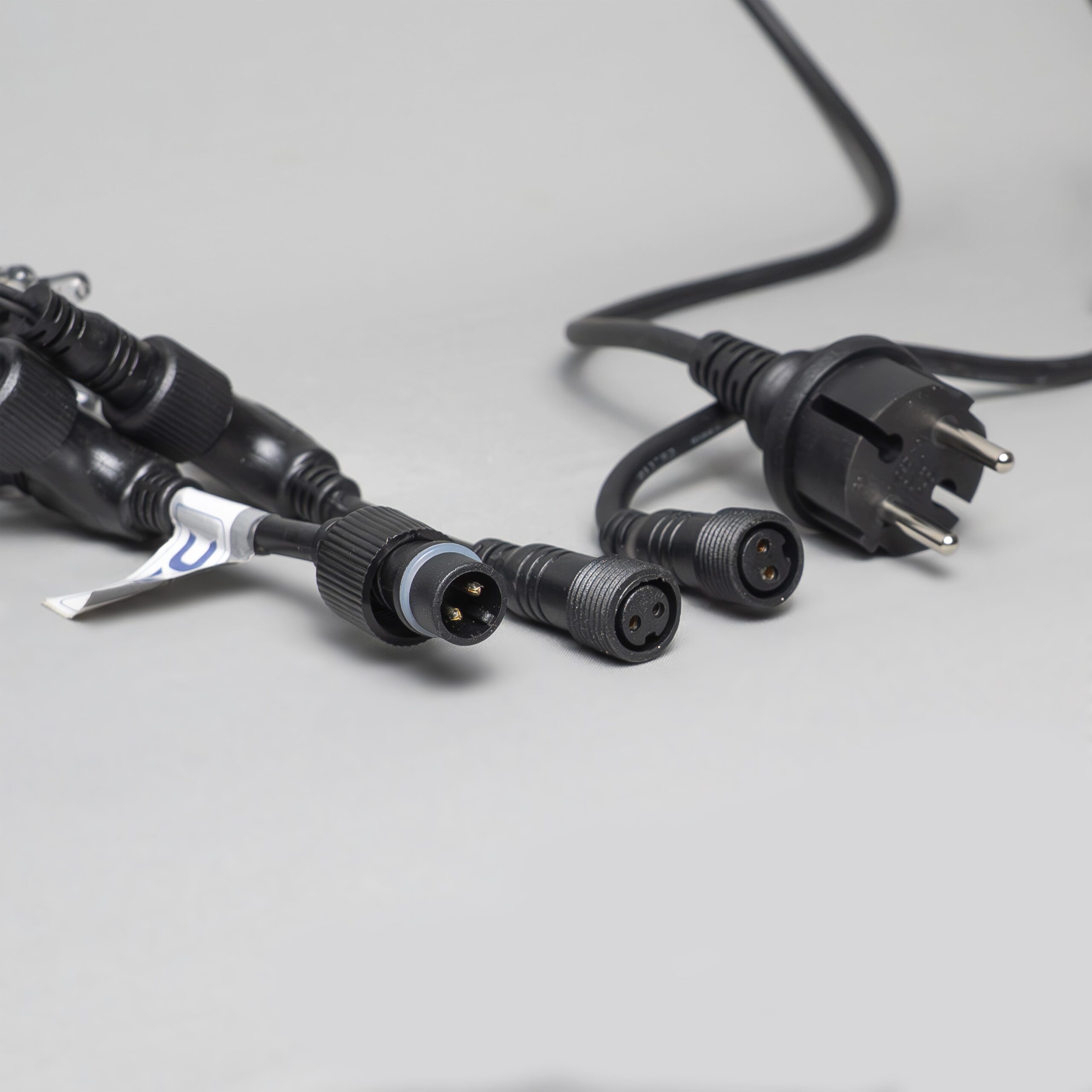 фото гирлянда занавес 2x2м желтый 220в провод черный каучук ip65 ltc eco402-1-2y | 220svet.ru