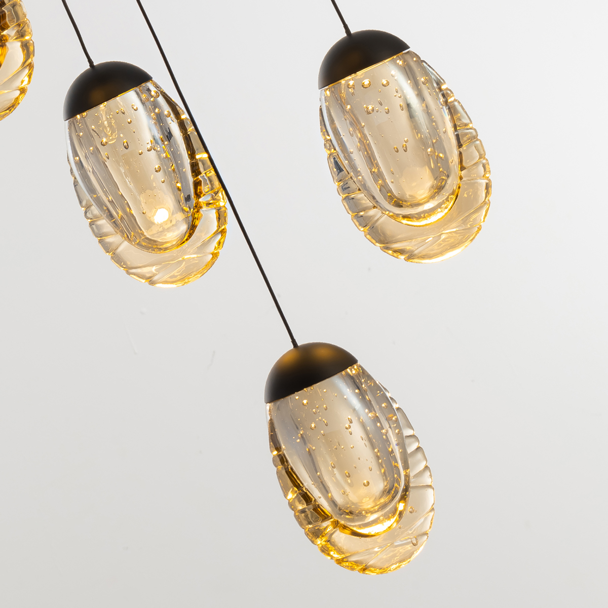 фото подвесной светильник delight collection md25090022-5a matt black/champagne | 220svet.ru